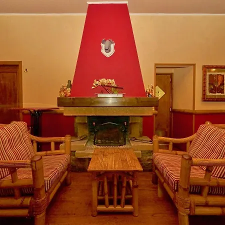 Palarine 3*